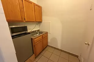 1135 W Lunt Ave, Chicago, IL 60626 - Photo 5