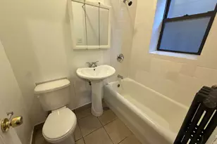 1135 W Lunt Ave, Chicago, IL 60626 - Photo 7
