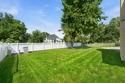 1654 Wadsworth Road, Wheaton, IL 60189 - Photo 37
