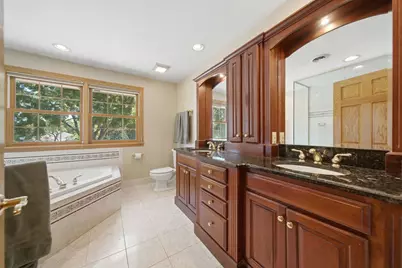 1654 Wadsworth Road, Wheaton, IL 60189 - Photo 23