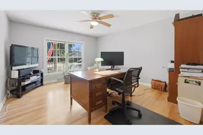 1654 Wadsworth Road, Wheaton, IL 60189 - Photo 13