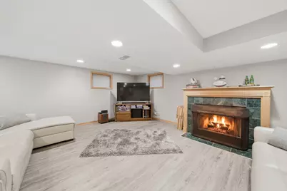 1654 Wadsworth Road, Wheaton, IL 60189 - Photo 31