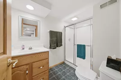 1654 Wadsworth Road, Wheaton, IL 60189 - Photo 33