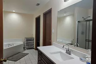 10956 S 76th Ave, Palos Hills, IL 60465 - Photo 9