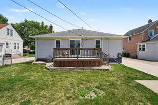 18316 Sherman St, Lansing, IL 60438 - Photo 25