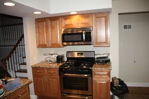 402 E Atwater Ave, Elmhurst, IL 60126 - Photo 3