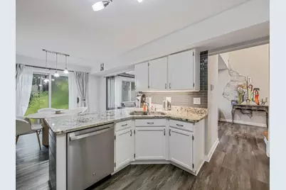 68 Cambridge Avenue, Streamwood, IL 60107 - Photo 5