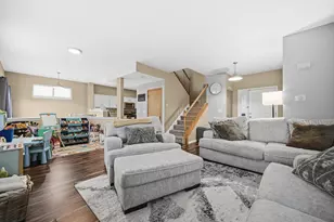 3108 Gloria Ln, Joliet, IL 60435 - Photo 5