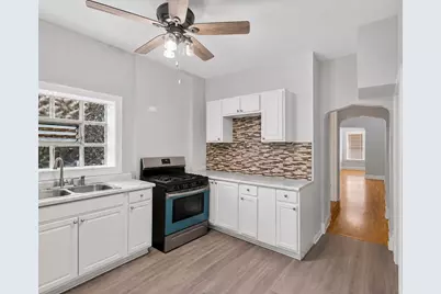 4546 W Jackson Boulevard, Chicago, IL 60624 - Photo 5