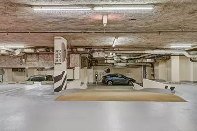 400 E Ohio Street #801, Chicago, IL 60611 - Photo 49