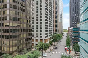 400 E Ohio St, Chicago, IL 60611 - Photo 31