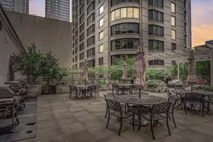 400 E Ohio St, Chicago, IL 60611 - Photo 21
