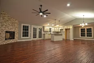 3290 E 289th Rd, Lasalle, IL 61301 - Photo 3
