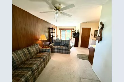 21W331 Ahlstrand Road, Lombard, IL 60148 - Photo 11