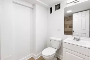 2042 W Touhy Ave, Chicago, IL 60645 - Photo 13
