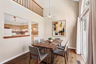 938 Little Falls Ct, Elk Grove Village, IL 60007 - Photo 5