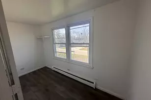 1627 Woodbine Dr, Round Lake Beach, IL 60073 - Photo 3