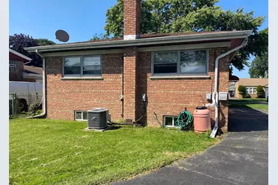 9521 S Knox Avenue, Oak Lawn, IL 60453 - Photo 15