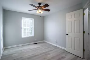 1575 Stockton Ln, Crystal Lake, IL 60014 - Photo 19