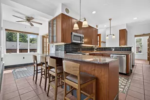 10637 S Oakley Ave, Chicago, IL 60643 - Photo 13