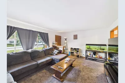 409 Glendale Road, Loves Park, IL 61111 - Photo 5