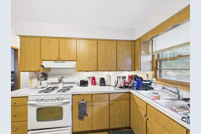 409 Glendale Road, Loves Park, IL 61111 - Photo 9