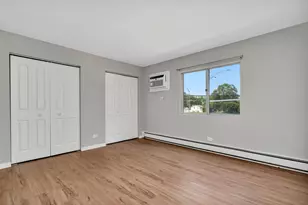 909 Plainfield Rd, Darien, IL 60561 - Photo 5