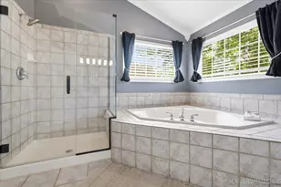 380 Thornwood Way, South Elgin, IL 60177 - Photo 19