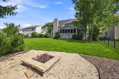 380 Thornwood Way, South Elgin, IL 60177 - Photo 25