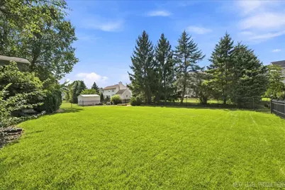380 Thornwood Way, South Elgin, IL 60177 - Photo 27