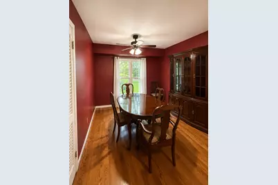 220 Lakewood Drive, Oakwood Hills, IL 60013 - Photo 11
