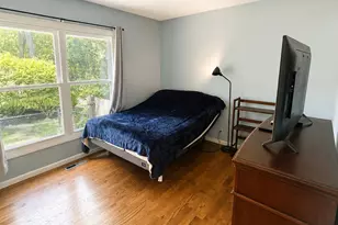 220 Lakewood Dr, Oakwood Hills, IL 60013 - Photo 7