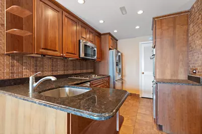 400 W Ontario Street #1404, Chicago, IL 60654 - Photo 7