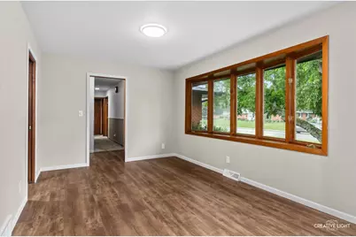 390 Lra Drive, Aurora, IL 60506 - Photo 5