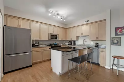 8300 Callie Avenue #601, Morton Grove, IL 60053 - Photo 5