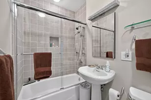 55 W Delaware Pl, Chicago, IL 60610 - Photo 41