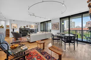 55 W Delaware Pl, Chicago, IL 60610 - Photo 9