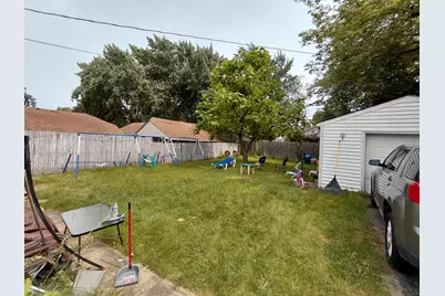 117 Baldwin Avenue, Waukegan, IL 60085 - Photo 7