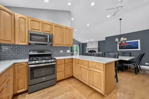 6914 Brookbank Rd, Darien, IL 60561 - Photo 17