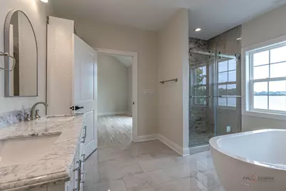 807 Lakeview Drive, Round Lake, IL 60073 - Photo 23