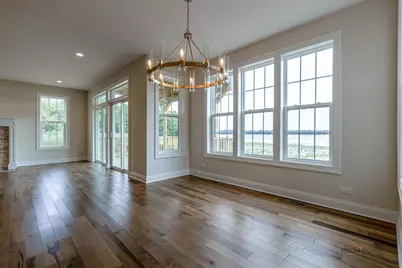 807 Lakeview Drive, Round Lake, IL 60073 - Photo 13