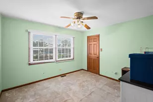 18449 Holland Rd, Lansing, IL 60438 - Photo 21