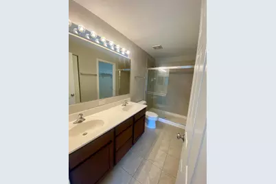 1404 Draper Road #242, McHenry, IL 60050 - Photo 7