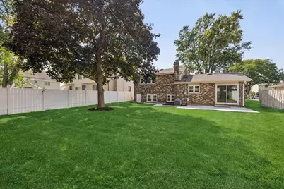 525 N Clarendon Avenue, Lombard, IL 60148 - Photo 25
