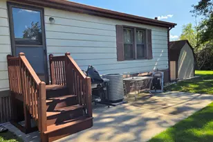 151 Flamingo Dr, Beecher, IL 60401 - Photo 9
