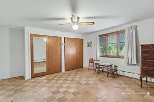 10583 W Woodland Ave, Beach Park, IL 60087 - Photo 9