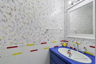 10583 W Woodland Ave, Beach Park, IL 60087 - Photo 17