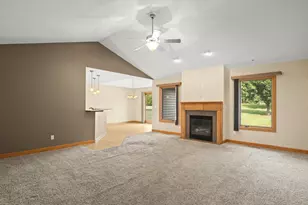 713 Birch St, Byron, IL 61010 - Photo 7