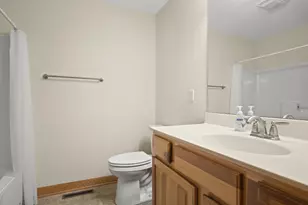 713 Birch St, Byron, IL 61010 - Photo 27