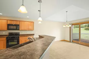 713 Birch St, Byron, IL 61010 - Photo 11